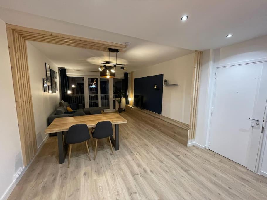 Blue Iro, Lumineux, 4 Chambres, Balcon, 105M2 Saint-Etienne  Exterior foto